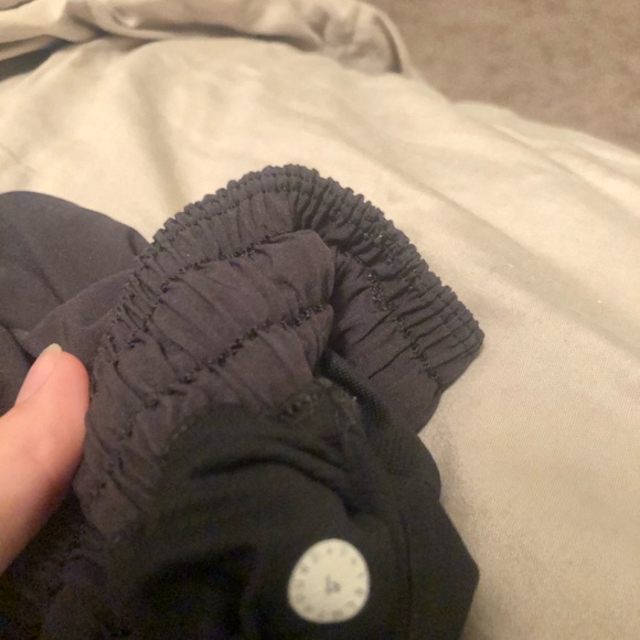 Black lululemon hotty hot - Picture 4 of 4